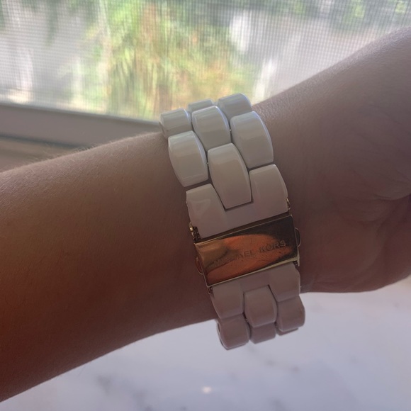 Michael Kors Crystal Watch NWT - Picture 2 of 6